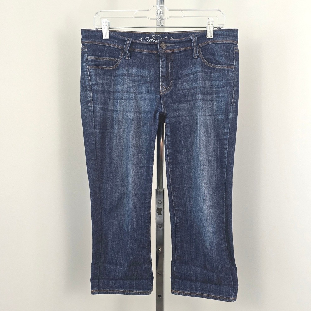 Old Navy Ultra Blue  5-Pocket Capri Jeans‎ Blue 6R
